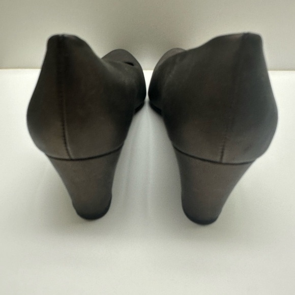 Stuart Weitzman business professional wedges - size 6.5M - Picture 6 of 10